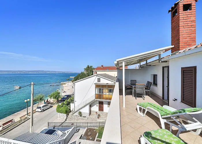 Three-bedroom In Kastel Kambelovac Διαμέρισμα Kaštela